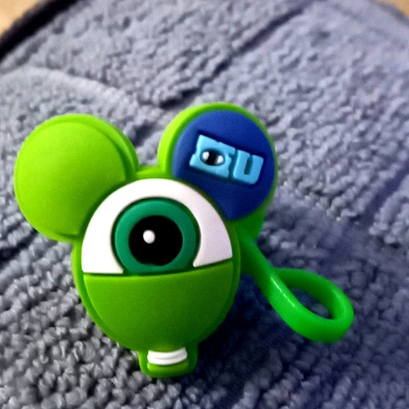 5 DISNEY STRAW/PENCIL TOPPERS - Picture 2 of 7